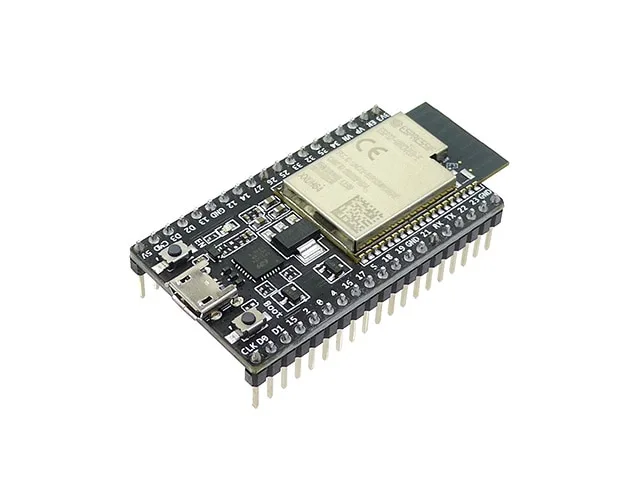 黒い基板に無線モジュールと端子列を備えたESP32開発ボード